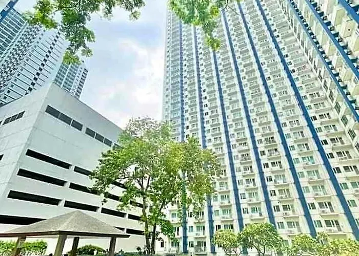 Отель Affordable In Quezon Near Sm North And Solaire